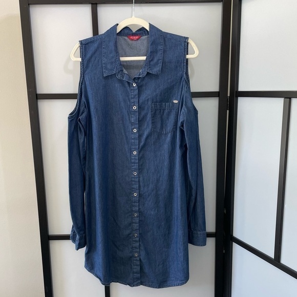 [M] Guess Women’s Cold-Shoulder Long Shoulder Button-Down Denim Style Midi Dress - Picture 1 of 7